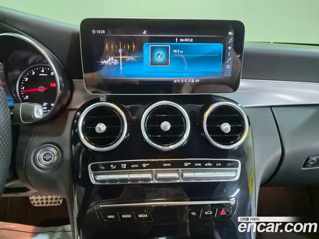 Mercedes-Benz C-Class 2019 2.0 автомат (гидро), миниатюра 10 Mercedes-Benz C-Class 2019 2.0 автомат (гидро), миниатюра 10