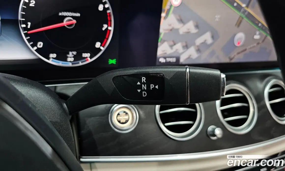 Mercedes-Benz E-Class 2016 2.0 автомат (гидро), фото 11 Mercedes-Benz E-Class 2016 2.0 автомат (гидро), фото 11