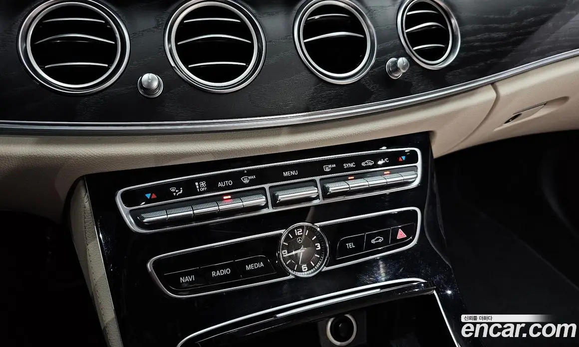 Mercedes-Benz E-Class 2016 2.0 автомат (гидро), фото 22 Mercedes-Benz E-Class 2016 2.0 автомат (гидро), фото 22
