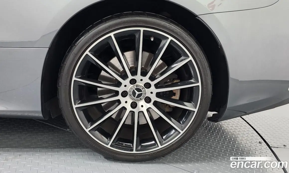 Mercedes-Benz E-Class 2018 3.0 автомат (гидро), фото 6 Mercedes-Benz E-Class 2018 3.0 автомат (гидро), фото 6