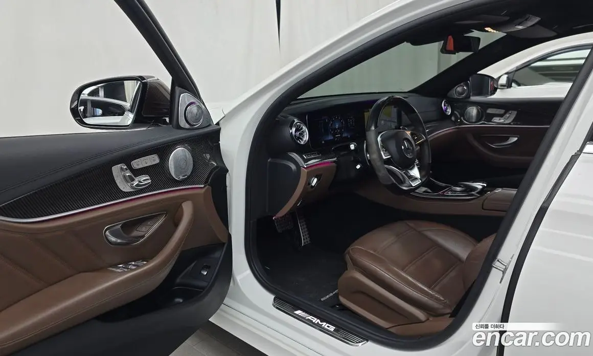 Mercedes-Benz E-Class 2018 4.0 автомат (гидро), фото 13 Mercedes-Benz E-Class 2018 4.0 автомат (гидро), фото 13
