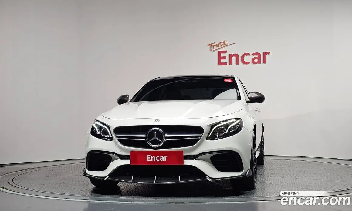 Mercedes-Benz E-Class 2018 4.0 автомат (гидро), фото 3 Mercedes-Benz E-Class 2018 4.0 автомат (гидро), фото 3
