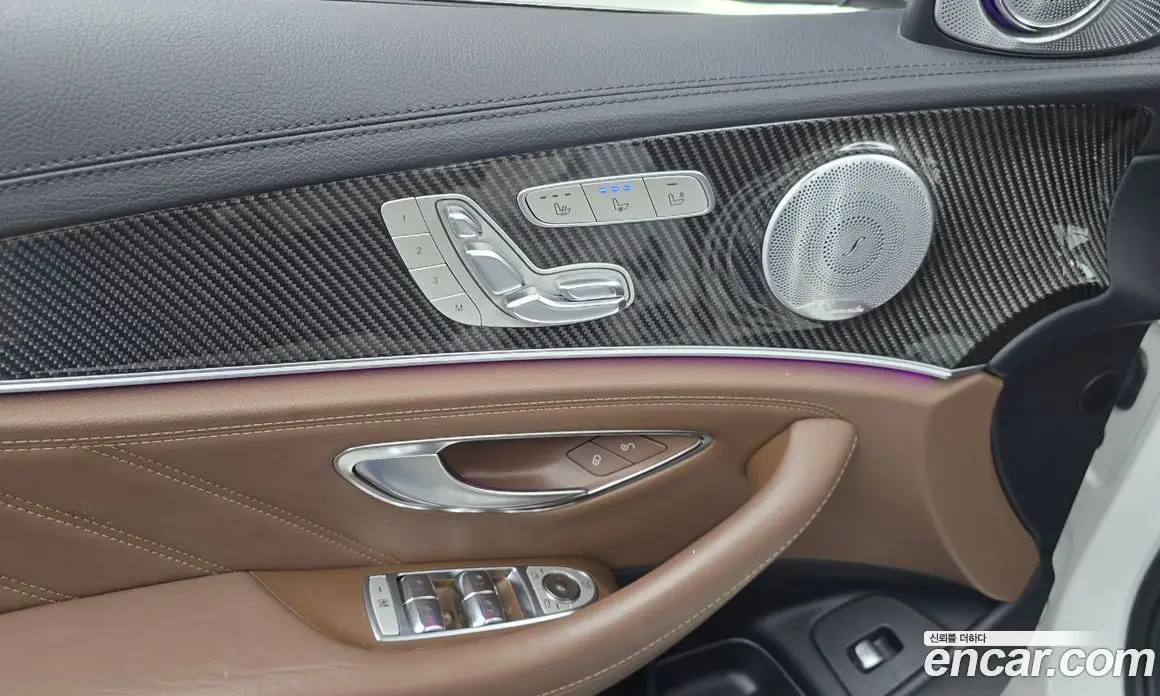 Mercedes-Benz E-Class 2018 4.0 автомат (гидро), фото 28 Mercedes-Benz E-Class 2018 4.0 автомат (гидро), фото 28