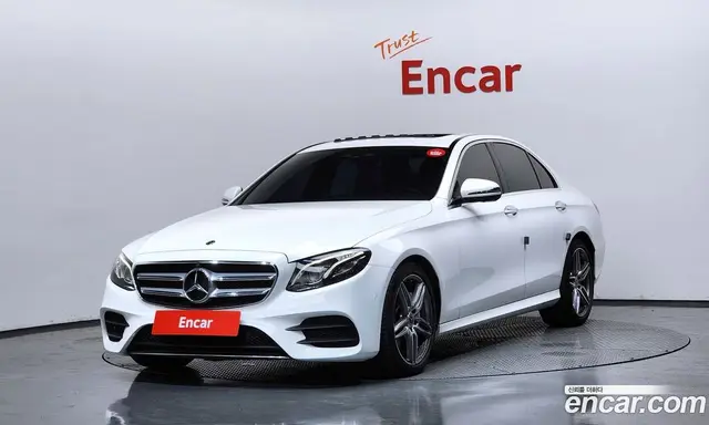 Mercedes-Benz E-Class 2019 2.0 автомат (гидро), миниатюра 1 Mercedes-Benz E-Class 2019 2.0 автомат (гидро), миниатюра 1