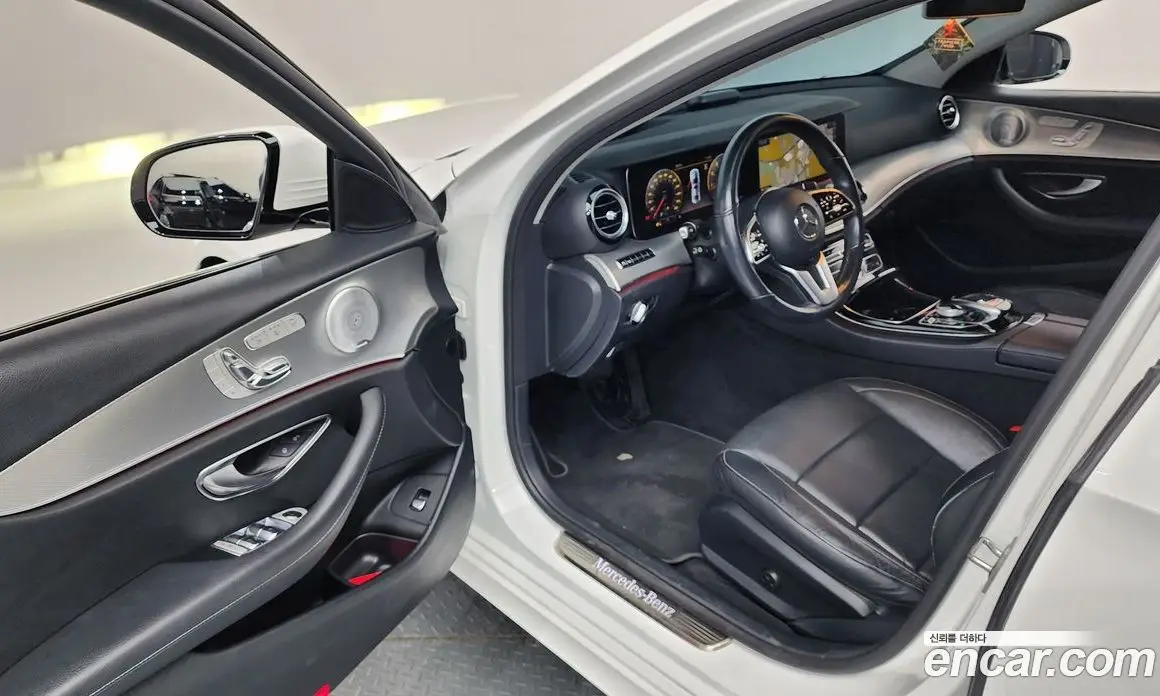 Mercedes-Benz E-Class 2019 2.0 автомат (гидро), фото 13 Mercedes-Benz E-Class 2019 2.0 автомат (гидро), фото 13