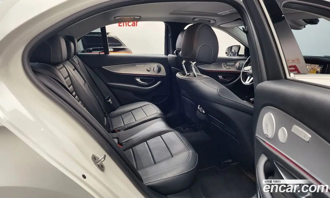 Mercedes-Benz E-Class 2019 2.0 автомат (гидро), фото 17 Mercedes-Benz E-Class 2019 2.0 автомат (гидро), фото 17
