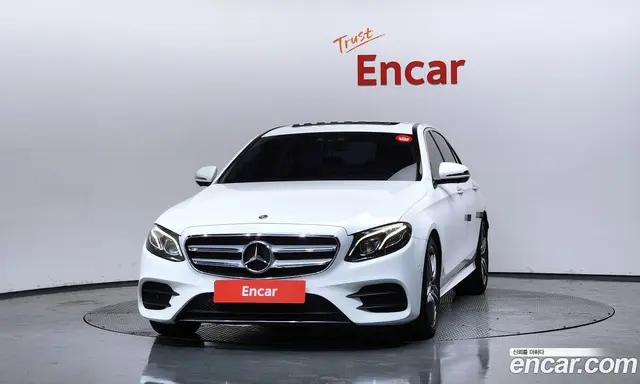 Mercedes-Benz E-Class 2019 2.0 автомат (гидро), миниатюра 3 Mercedes-Benz E-Class 2019 2.0 автомат (гидро), миниатюра 3