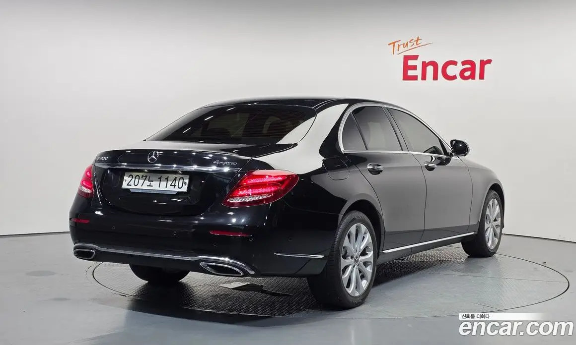 Mercedes-Benz E-Class 2020 2.0 автомат (гидро), фото 2 Mercedes-Benz E-Class 2020 2.0 автомат (гидро), фото 2