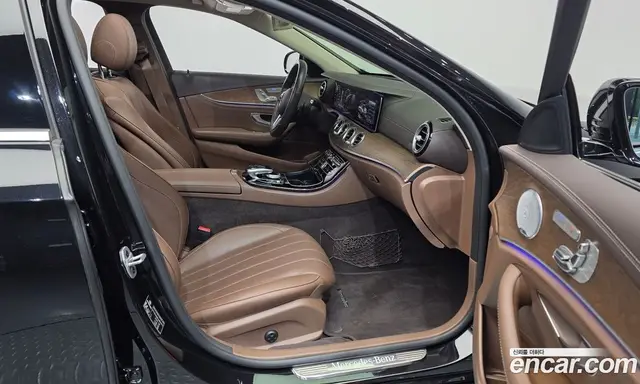 Mercedes-Benz E-Class 2020 2.0 автомат (гидро), миниатюра 11 Mercedes-Benz E-Class 2020 2.0 автомат (гидро), миниатюра 11