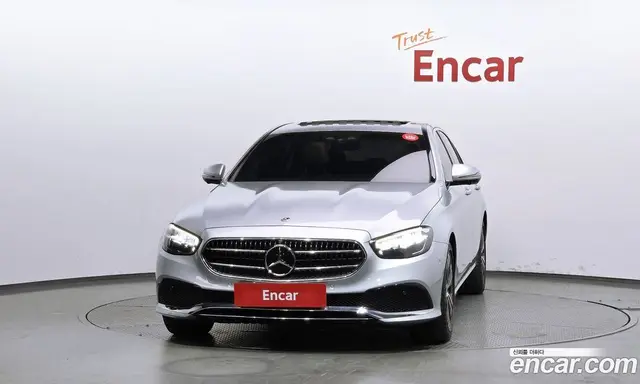 Mercedes-Benz E-Class 2022 2.0 автомат (гидро), миниатюра 3 Mercedes-Benz E-Class 2022 2.0 автомат (гидро), миниатюра 3