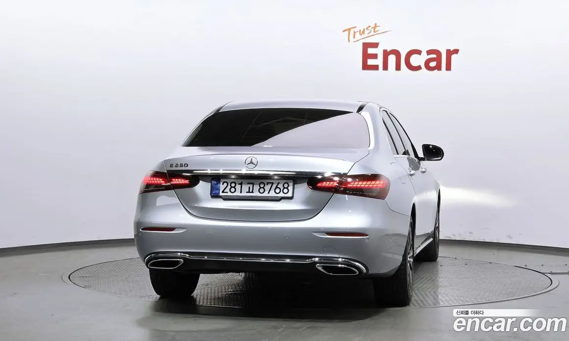 Mercedes-Benz E-Class 2022 2.0 автомат (гидро), фото 4 Mercedes-Benz E-Class 2022 2.0 автомат (гидро), фото 4