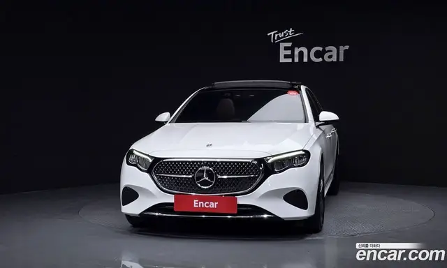 Mercedes-Benz E-Class 2024 2.0 автомат (гидро), миниатюра 3 Mercedes-Benz E-Class 2024 2.0 автомат (гидро), миниатюра 3