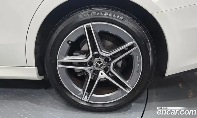 Mercedes-Benz E-Class 2024 2.0 автомат (гидро), миниатюра 7 Mercedes-Benz E-Class 2024 2.0 автомат (гидро), миниатюра 7