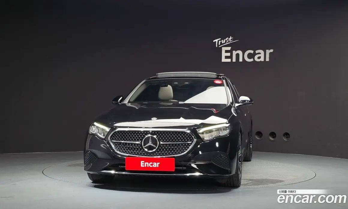 Mercedes-Benz E-Class 2025 2.0 автомат (гидро), фото 3