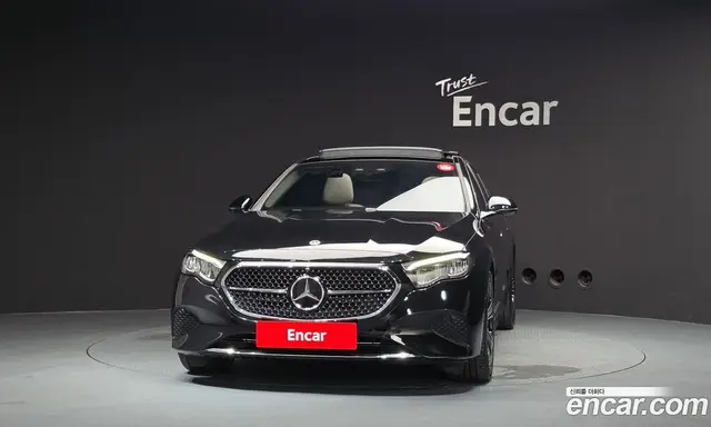 Mercedes-Benz E-Class 2025 2.0 автомат (гидро), миниатюра 3