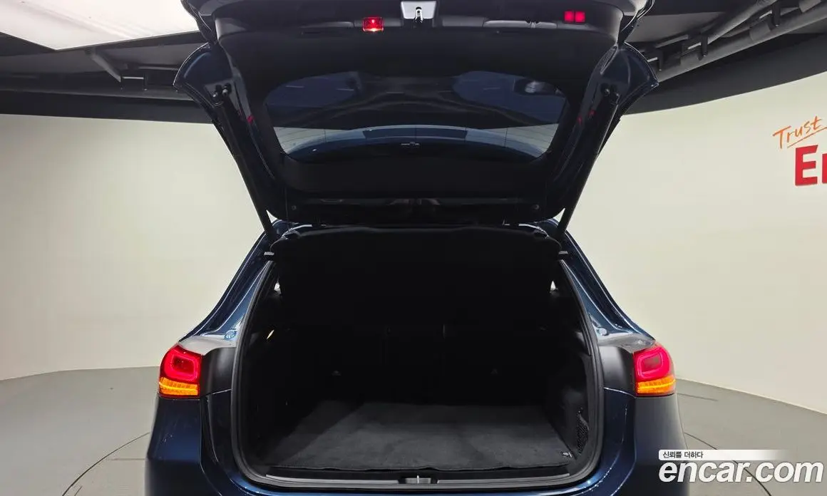 Mercedes-Benz EQA 2021 0.2 автомат (гидро), фото 25 Mercedes-Benz EQA 2021 0.2 автомат (гидро), фото 25