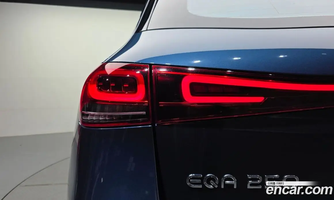 Mercedes-Benz EQA 2021 0.2 автомат (гидро), фото 8 Mercedes-Benz EQA 2021 0.2 автомат (гидро), фото 8