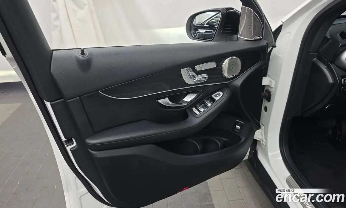 Mercedes-Benz GLC-Class 2019 2.0 автомат (гидро), фото 14 Mercedes-Benz GLC-Class 2019 2.0 автомат (гидро), фото 14