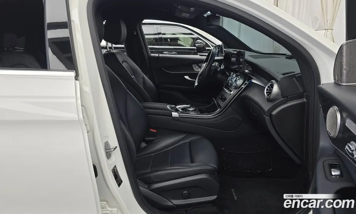Mercedes-Benz GLC-Class 2019 2.0 автомат (гидро), фото 16 Mercedes-Benz GLC-Class 2019 2.0 автомат (гидро), фото 16