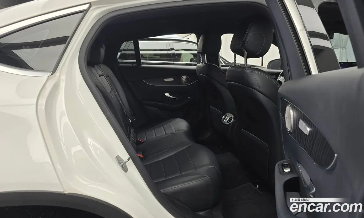 Mercedes-Benz GLC-Class 2019 2.0 автомат (гидро), фото 17 Mercedes-Benz GLC-Class 2019 2.0 автомат (гидро), фото 17