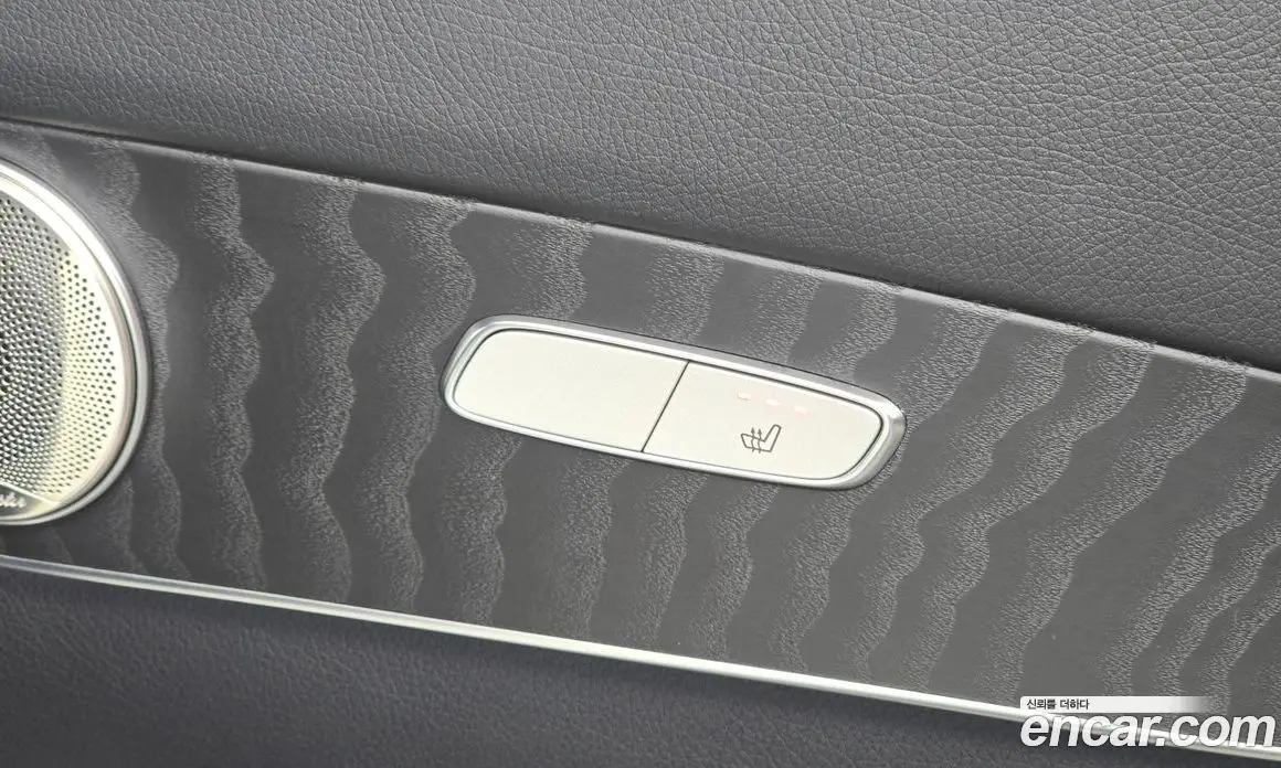 Mercedes-Benz GLC-Class 2019 2.0 автомат (гидро), фото 25 Mercedes-Benz GLC-Class 2019 2.0 автомат (гидро), фото 25