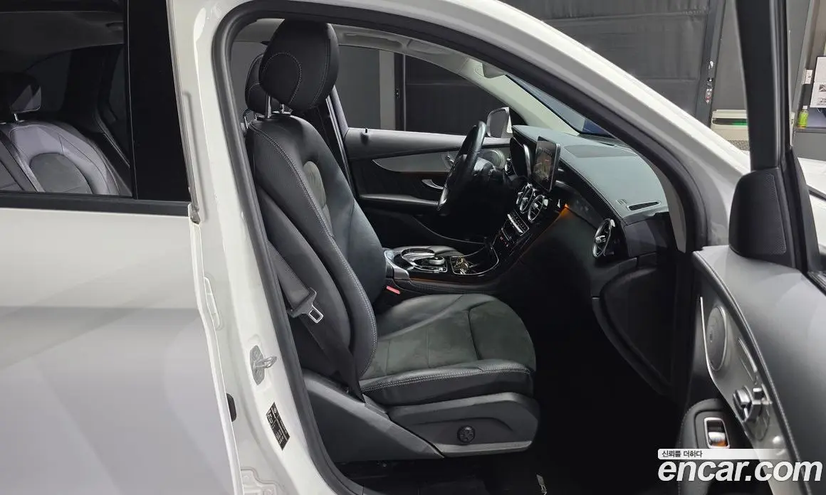 Mercedes-Benz GLC-Class 2019 2.0 автомат (гидро), фото 12