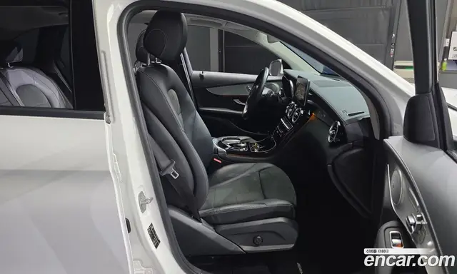 Mercedes-Benz GLC-Class 2019 2.0 автомат (гидро), миниатюра 12