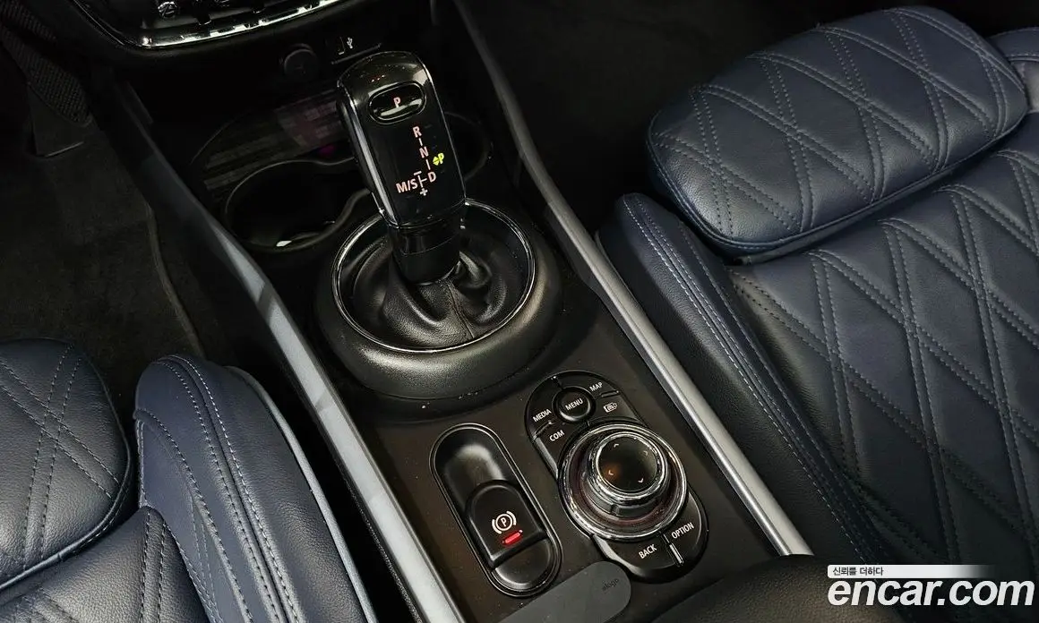 Mini Clubman 2022 2.0 автомат (гидро), фото 12 Mini Clubman 2022 2.0 автомат (гидро), фото 12