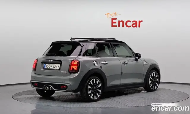 Mini Cooper 2021 2.0 автомат (гидро), миниатюра 2
