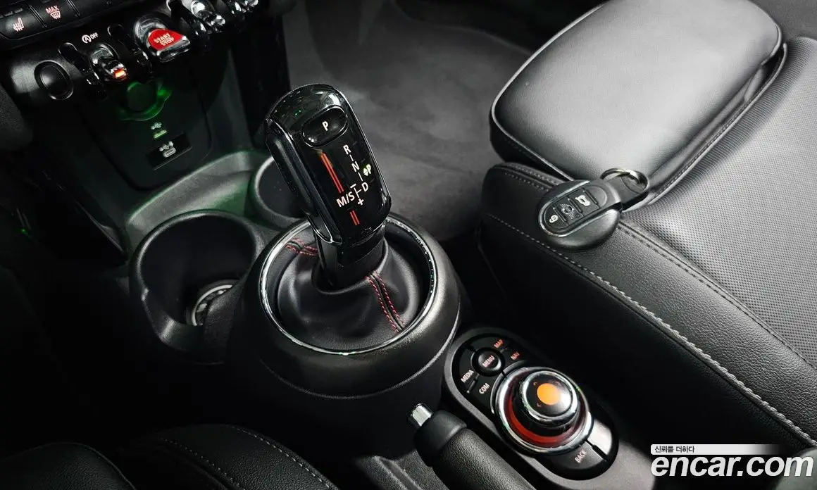 Mini Cooper 2021 2.0 автомат (гидро), фото 12