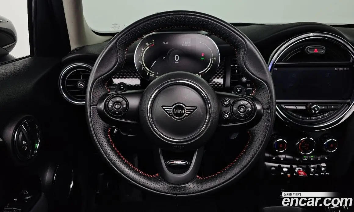 Mini Cooper 2021 2.0 автомат (гидро), фото 19