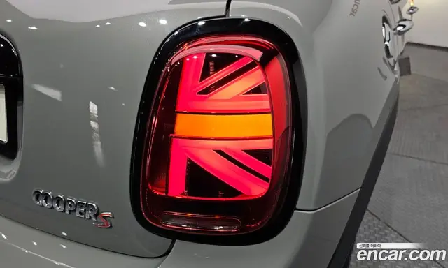 Mini Cooper 2021 2.0 автомат (гидро), миниатюра 9