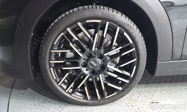 Mini Cooper 2024 2.0 автомат (гидро), миниатюра 4