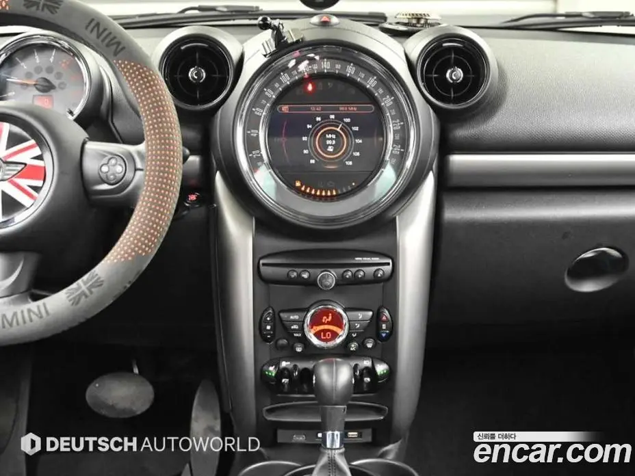 Mini Countryman 2016 2.0 автомат (гидро), фото 14 Mini Countryman 2016 2.0 автомат (гидро), фото 14