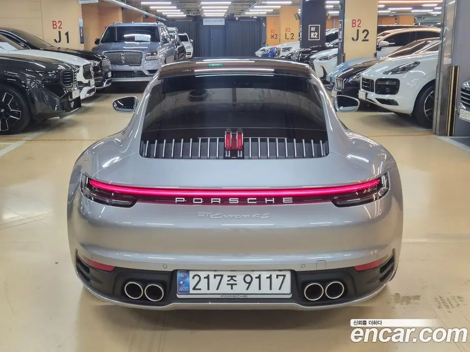 Porsche 911 2024 3.0 автомат (гидро), фото 4 Porsche 911 2024 3.0 автомат (гидро), фото 4
