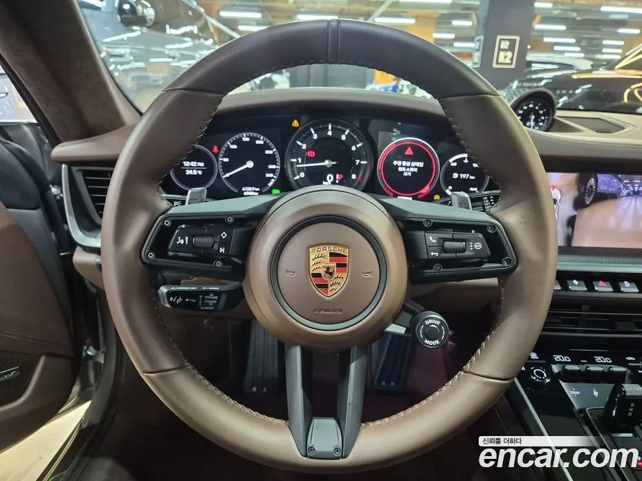 Porsche 911 2024 3.0 автомат (гидро), фото 7 Porsche 911 2024 3.0 автомат (гидро), фото 7