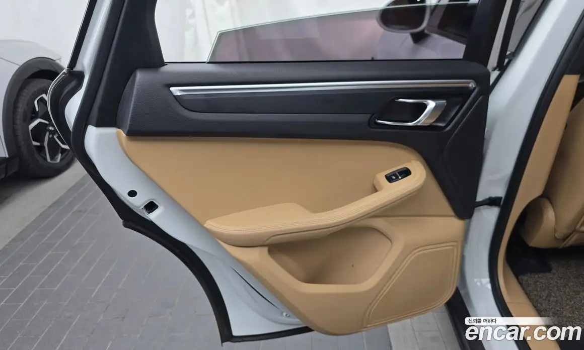 Porsche Macan 2018 2.0 автомат (гидро), фото 15 Porsche Macan 2018 2.0 автомат (гидро), фото 15