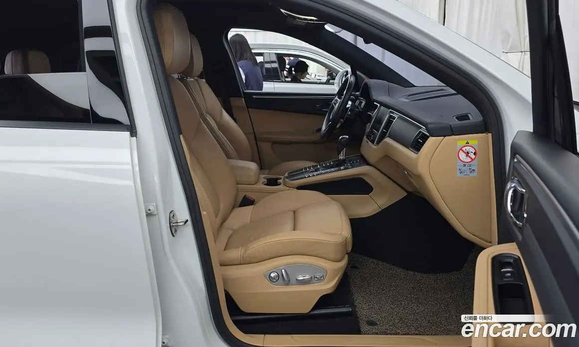 Porsche Macan 2018 2.0 автомат (гидро), фото 16 Porsche Macan 2018 2.0 автомат (гидро), фото 16