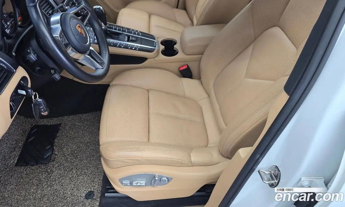 Porsche Macan 2018 2.0 автомат (гидро), фото 30 Porsche Macan 2018 2.0 автомат (гидро), фото 30