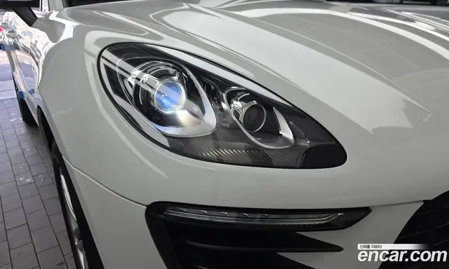 Porsche Macan 2018 2.0 автомат (гидро), миниатюра 8 Porsche Macan 2018 2.0 автомат (гидро), миниатюра 8