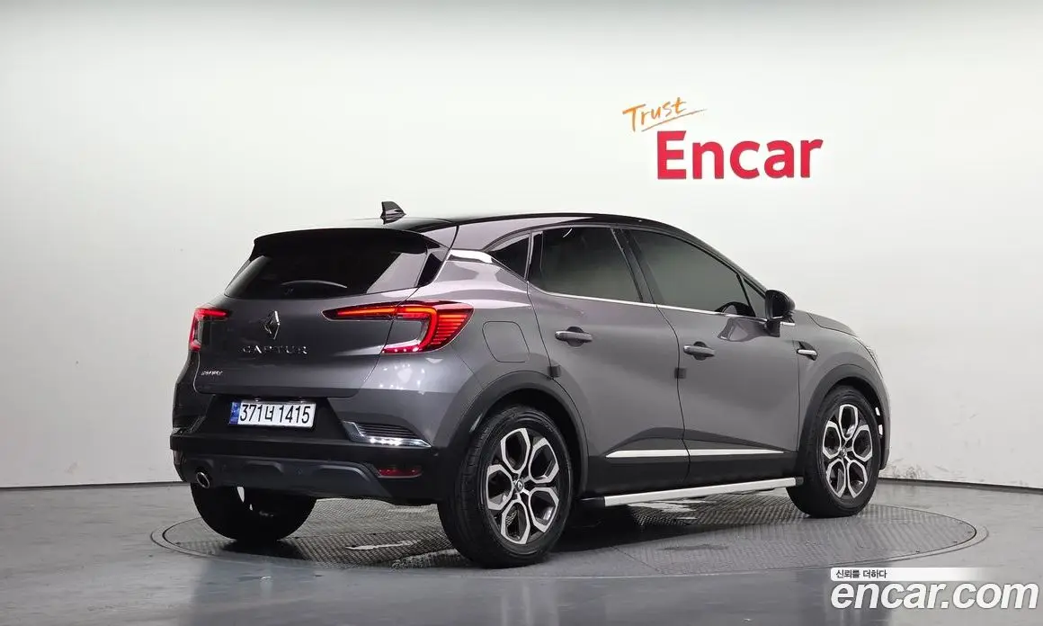 Renault (Samsung) Captur 2021 1.3 автомат (гидро), фото 2 Renault (Samsung) Captur 2021 1.3 автомат (гидро), фото 2