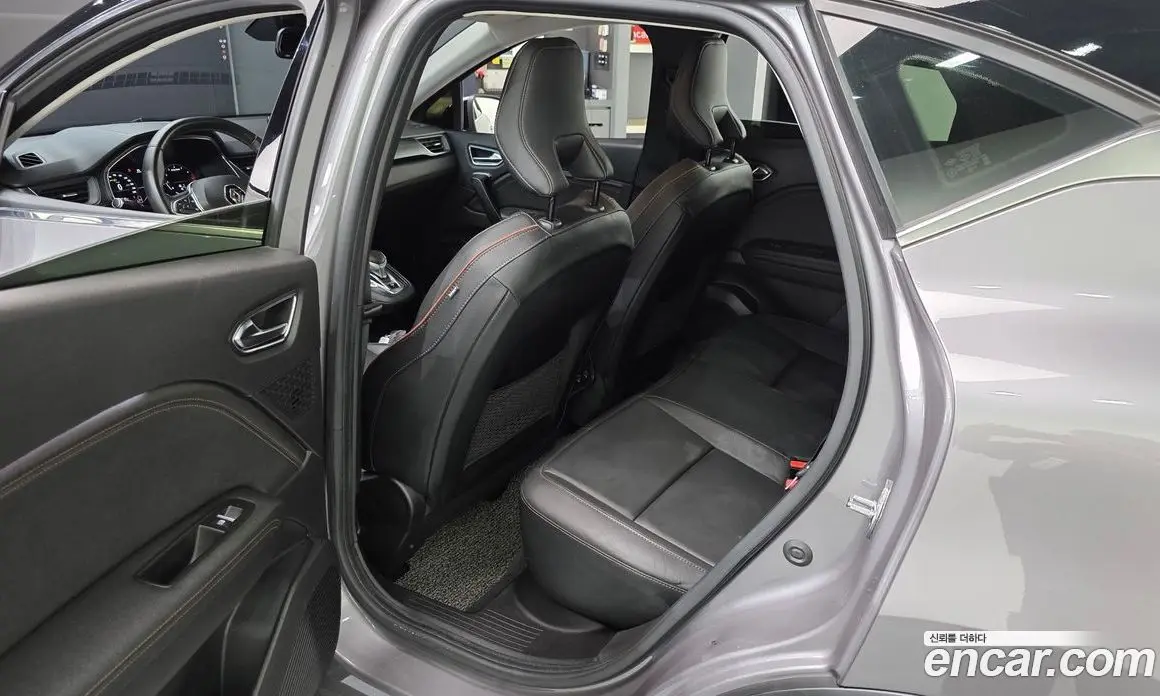 Renault (Samsung) Captur 2021 1.3 автомат (гидро), фото 17 Renault (Samsung) Captur 2021 1.3 автомат (гидро), фото 17