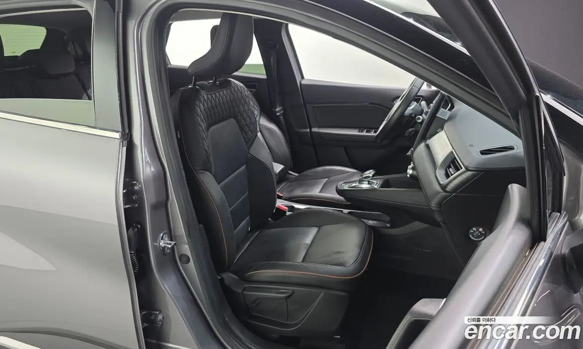 Renault (Samsung) Captur 2021 1.3 автомат (гидро), фото 18 Renault (Samsung) Captur 2021 1.3 автомат (гидро), фото 18