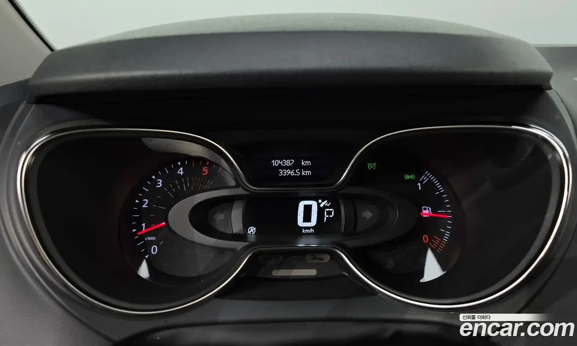 Renault (Samsung) QM3 2017 1.5 автомат (гидро), фото 11 Renault (Samsung) QM3 2017 1.5 автомат (гидро), фото 11