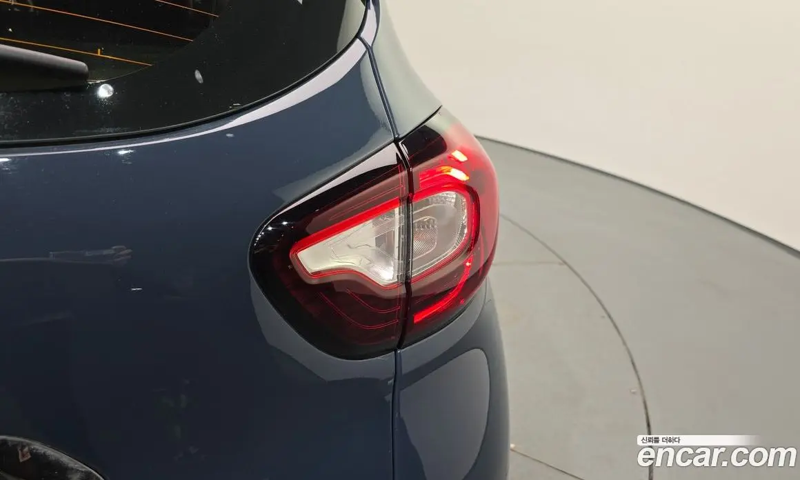 Renault (Samsung) QM3 2017 1.5 автомат (гидро), фото 9 Renault (Samsung) QM3 2017 1.5 автомат (гидро), фото 9