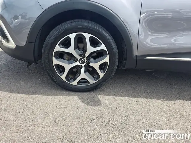Renault (Samsung) QM3 2017 1.5 автомат (гидро), миниатюра 5 Renault (Samsung) QM3 2017 1.5 автомат (гидро), миниатюра 5