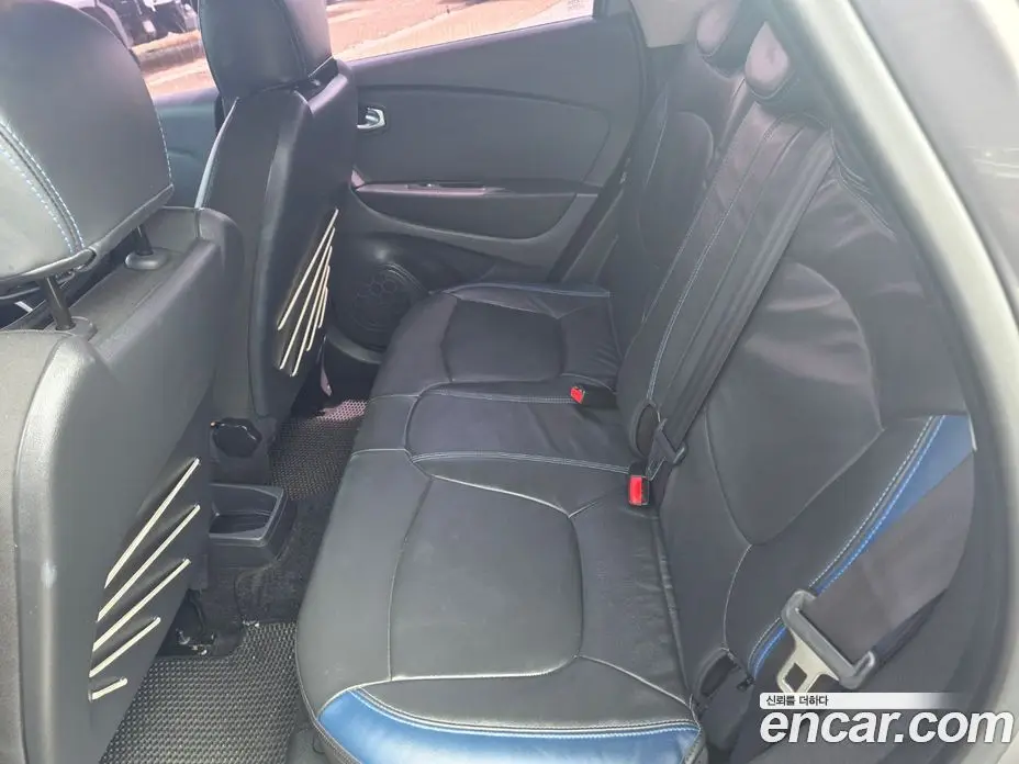 Renault (Samsung) QM3 2017 1.5 автомат (гидро), фото 7 Renault (Samsung) QM3 2017 1.5 автомат (гидро), фото 7