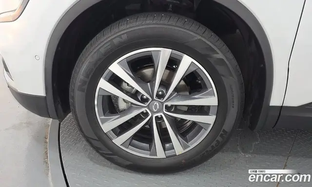 Renault (Samsung) QM6 2020 2.0 автомат (гидро), миниатюра 4 Renault (Samsung) QM6 2020 2.0 автомат (гидро), миниатюра 4