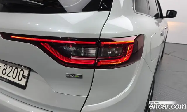 Renault (Samsung) QM6 2020 2.0 автомат (гидро), миниатюра 8 Renault (Samsung) QM6 2020 2.0 автомат (гидро), миниатюра 8