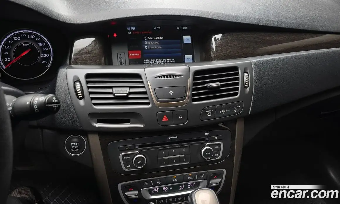 Renault (Samsung) SM5 2015 2.0 автомат (гидро), фото 15 Renault (Samsung) SM5 2015 2.0 автомат (гидро), фото 15